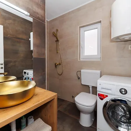 25 With Free Private Parking Appartement *
